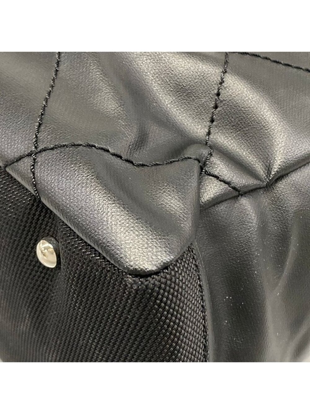★SOLD★ Chanel Tote Black Leather - Picture 6 of 15